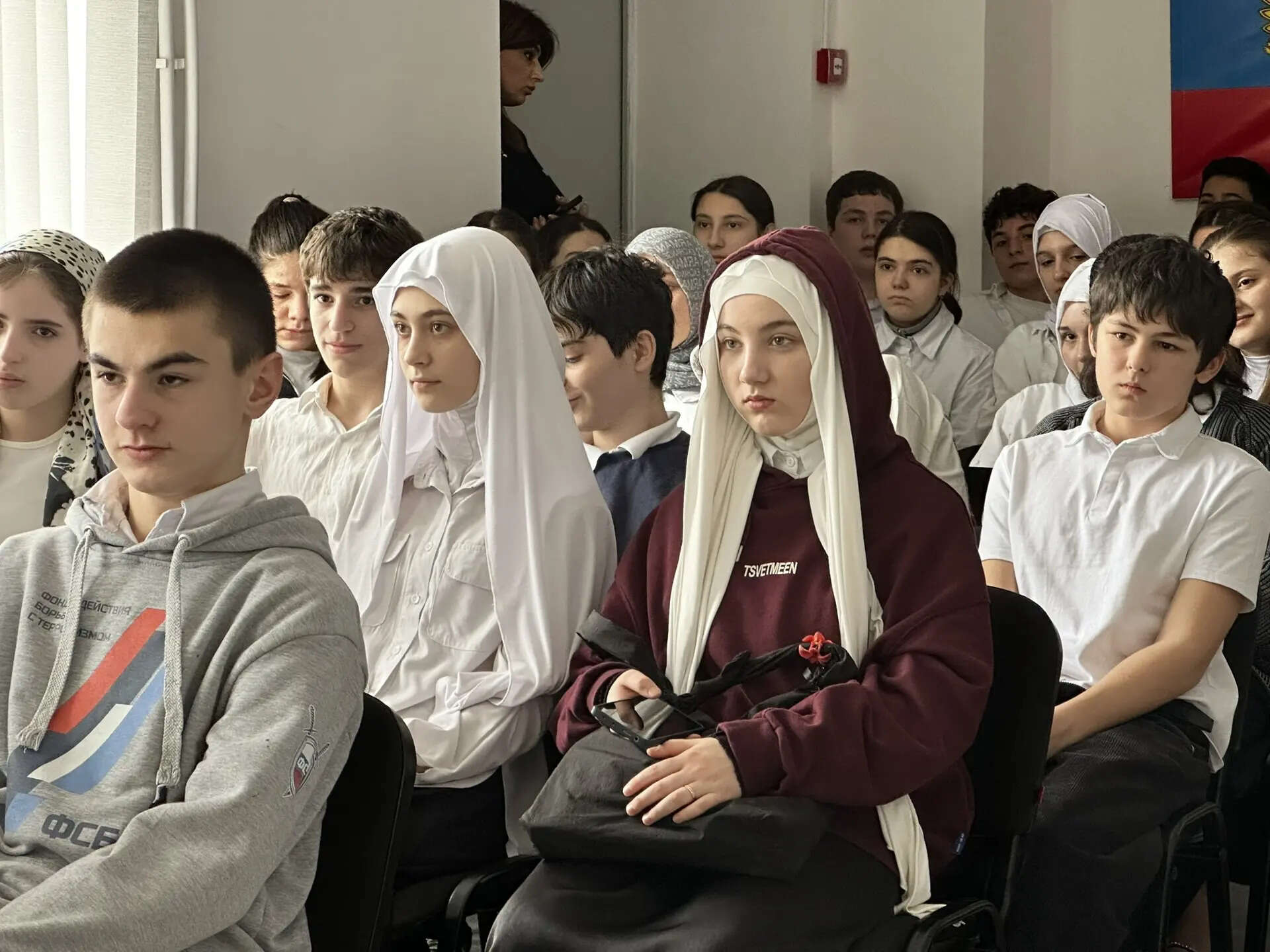 Диалог, который объединяет: в школах Махачкалы проходит Неделя гармоничных межконфессиональных отношений